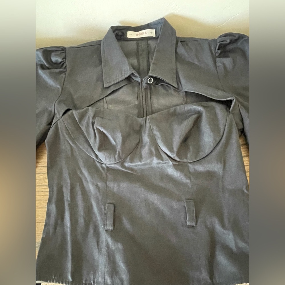 Eggie Seether Too From Ally Blogger Size XS Black Long Sleeve - Picture 14 of 15